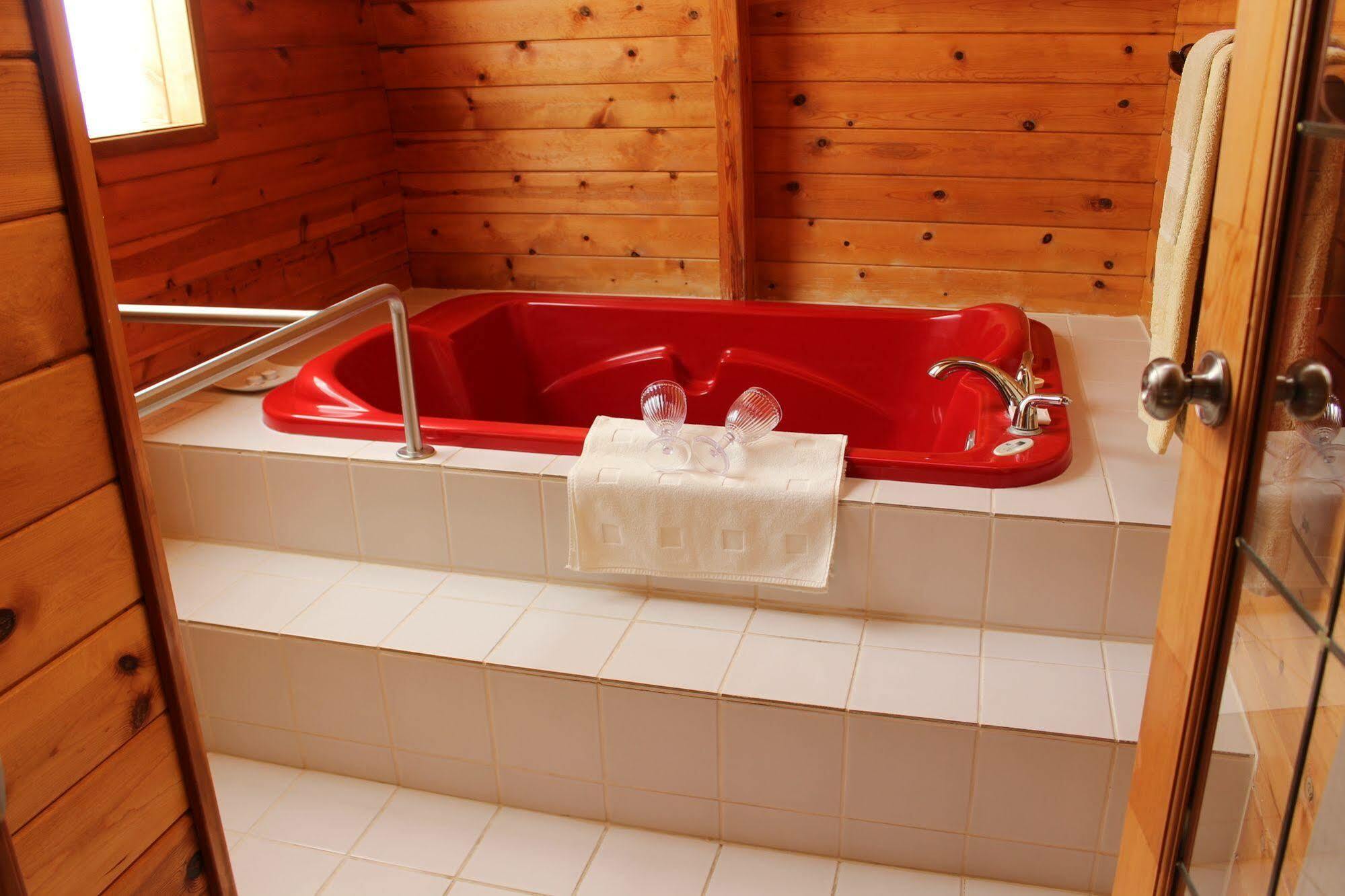 Mineral Springs Resort Fernwood المظهر الخارجي الصورة